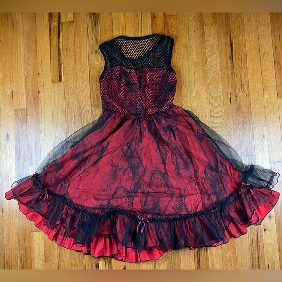 Pyon Pyon Punk Gothic Dress Black And Red With Fish Net - Picture 3 of 10
